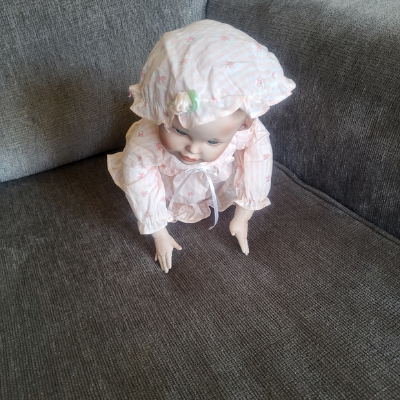 Vintage Collectible Charming Pink Baby Doll with Accessories - Picture 8 of 9
